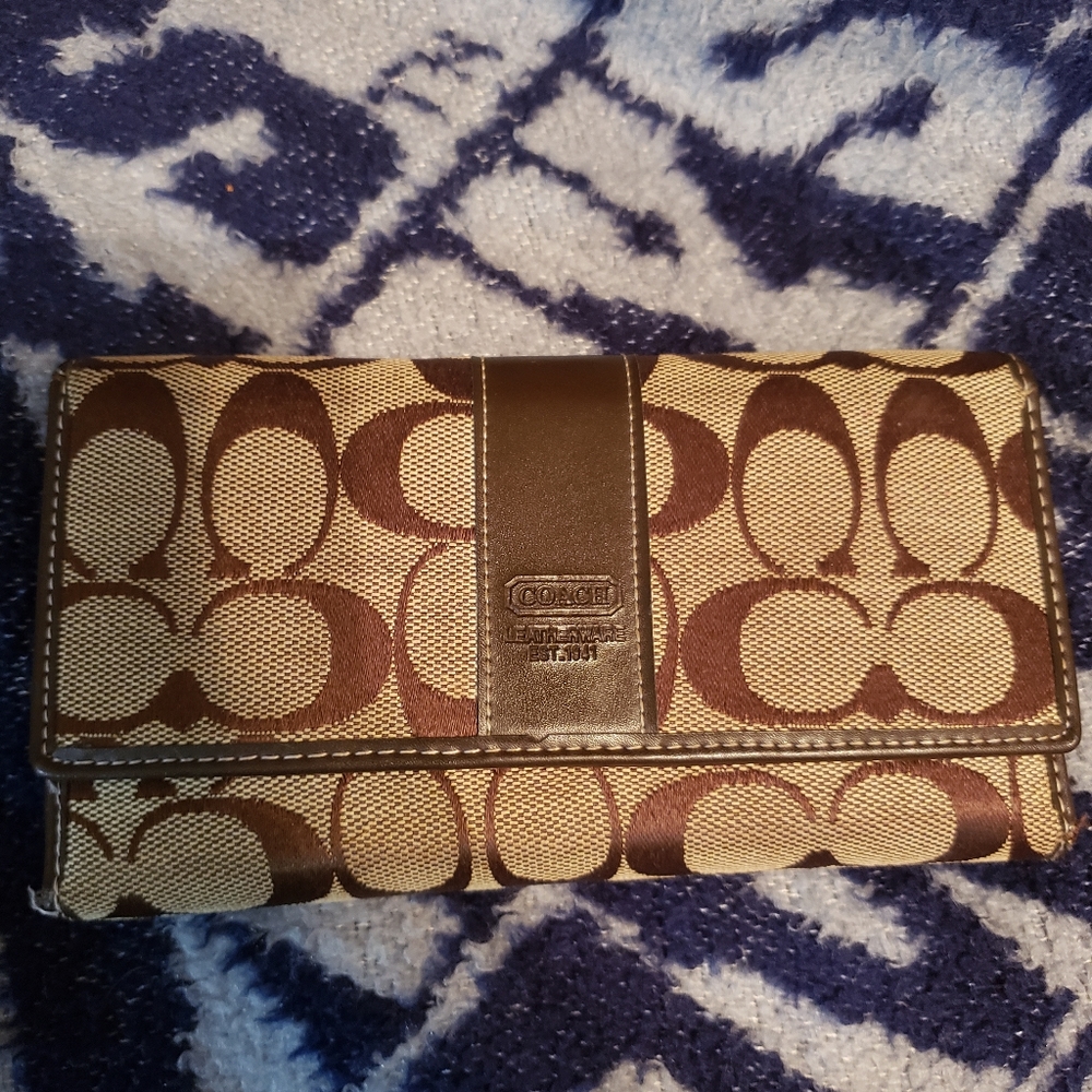 Coach wallet
